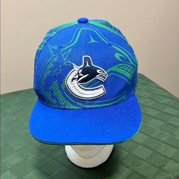 Youth Vancouver Canucks NHL Impact Fashion Snapback Cap - Picture 1 of 9
